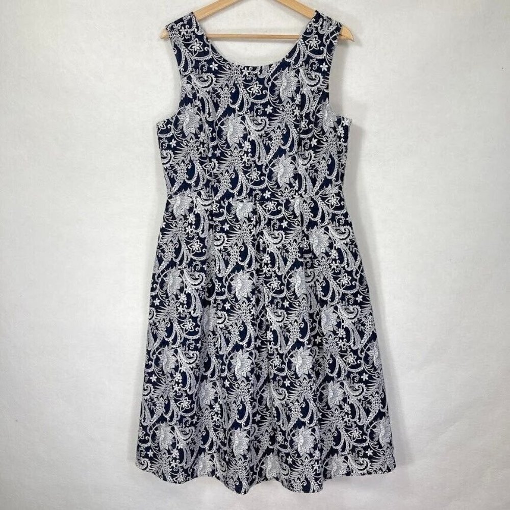 Christopher & Banks Fit & Flair Sleeveless Dress Navy White Floral Paisley 8